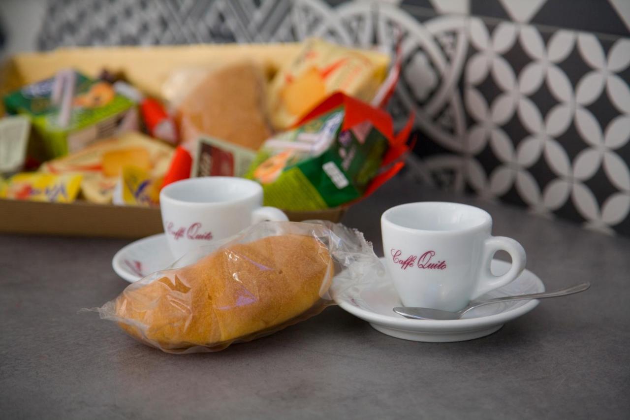 Gold94 Bed & Breakfast Napoli Dış mekan fotoğraf