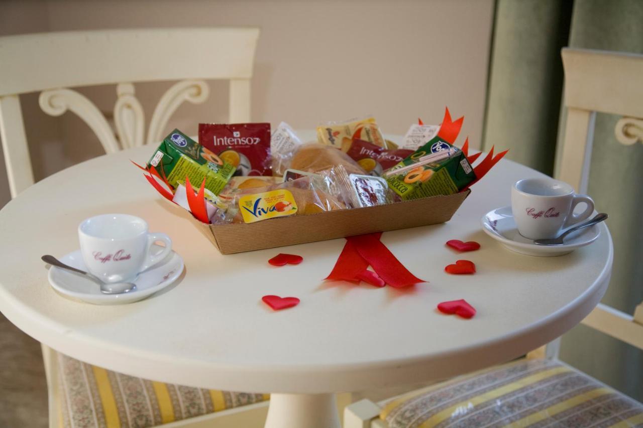 Gold94 Bed & Breakfast Napoli Dış mekan fotoğraf